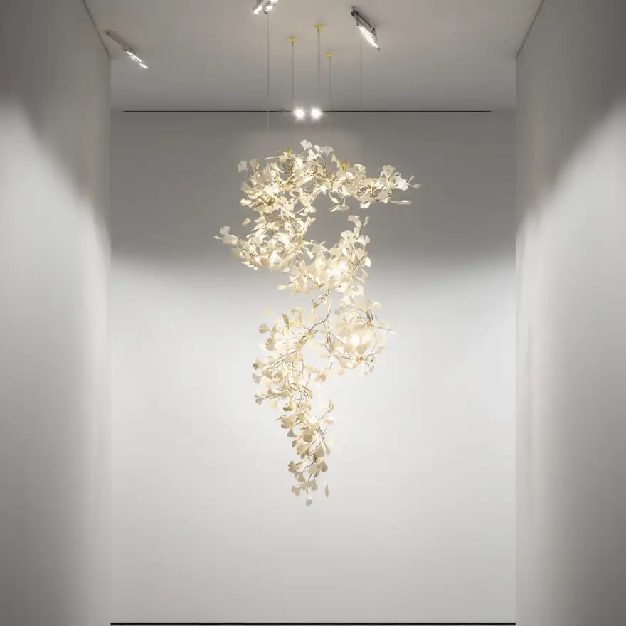 Suspension Florale Élégante en Métal Doré avec Lumière Chaude ? Ambiance Luxueuse pour Intérieur 2